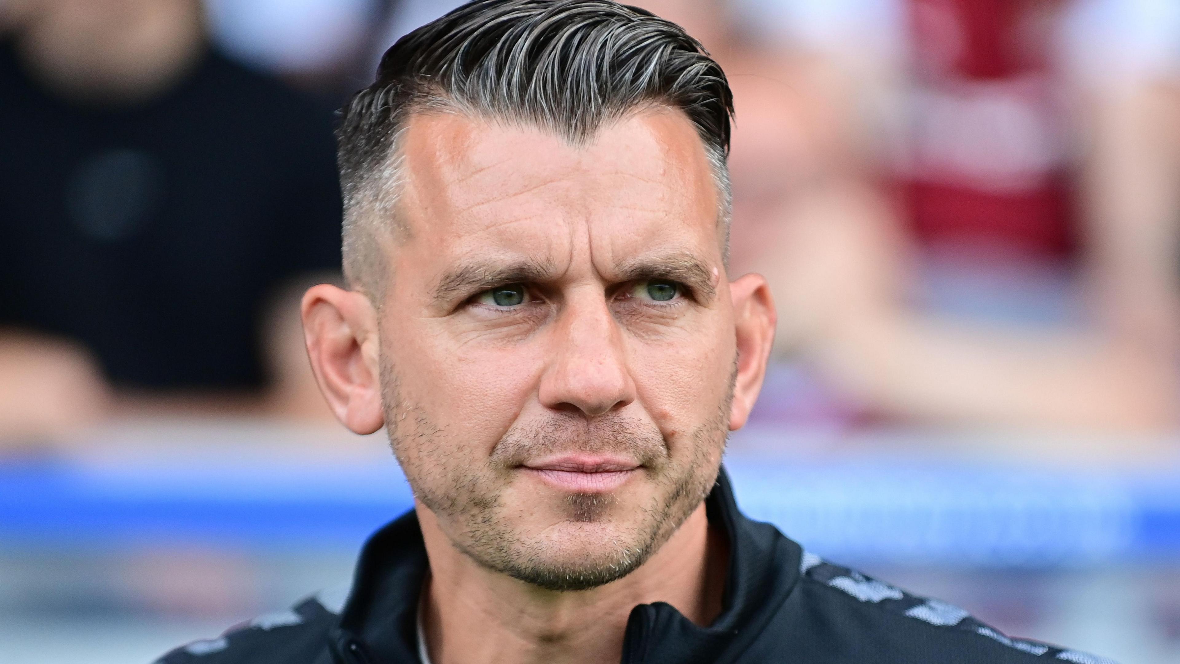 LPL-包含意大利杯关键战再迎强敌，帕纳辛奈科斯单刀错失，主帅态度：底气十足，年轻球员获得机会的词条