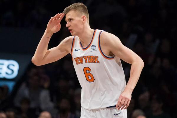 LOL- 穿越火线电竞赛事舞台 