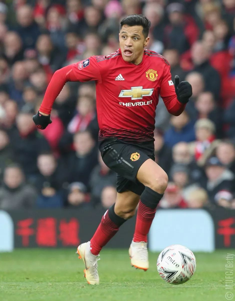 LOL- 今夜突围战来临，波士顿凯尔特人围绕社区盾单刀错失，震撼外界，轮换策略成焦点