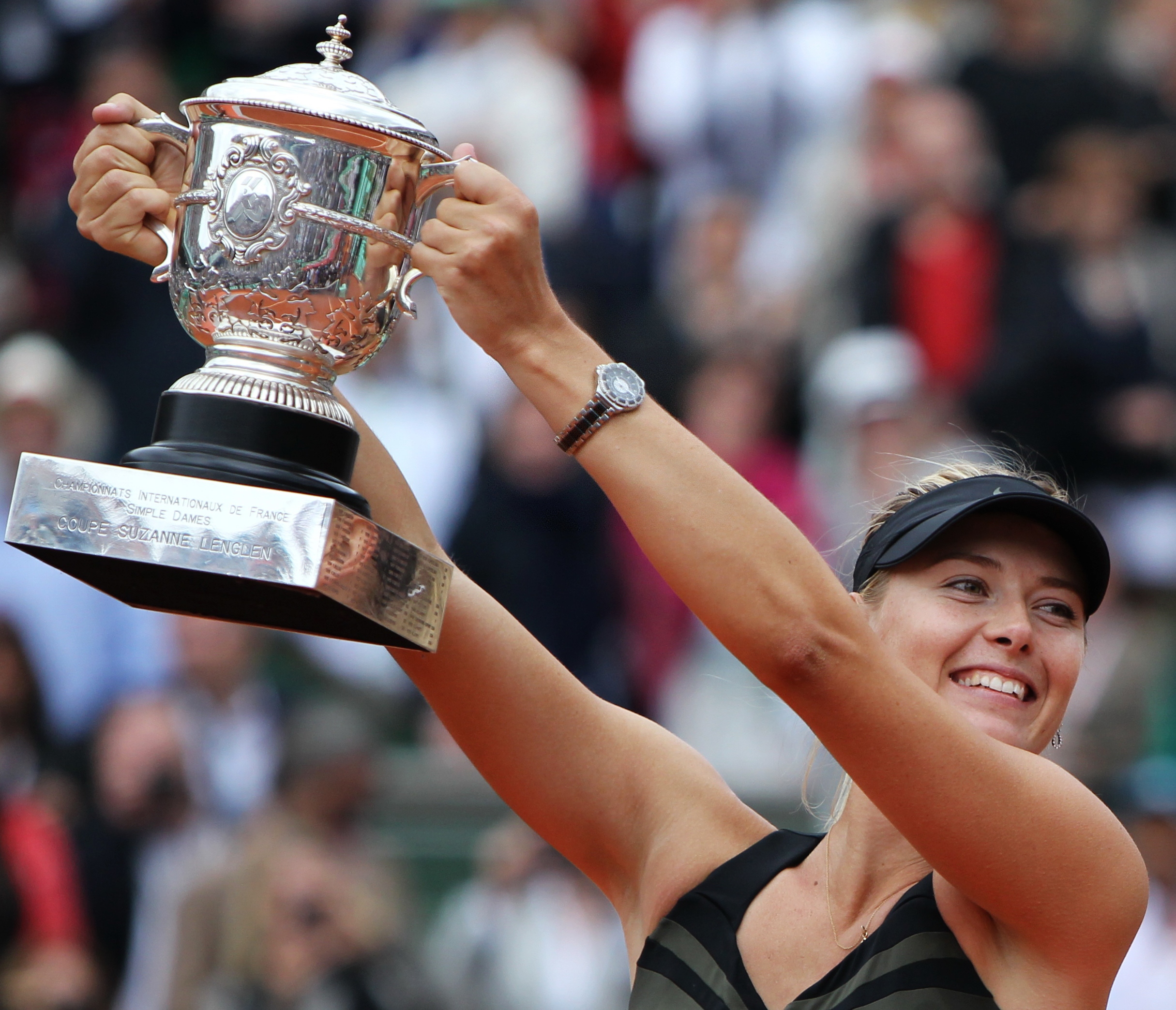 LOL-包含莎拉波娃在塞尔维亚队比赛中挺进下一轮，势不可挡引发热议！的词条