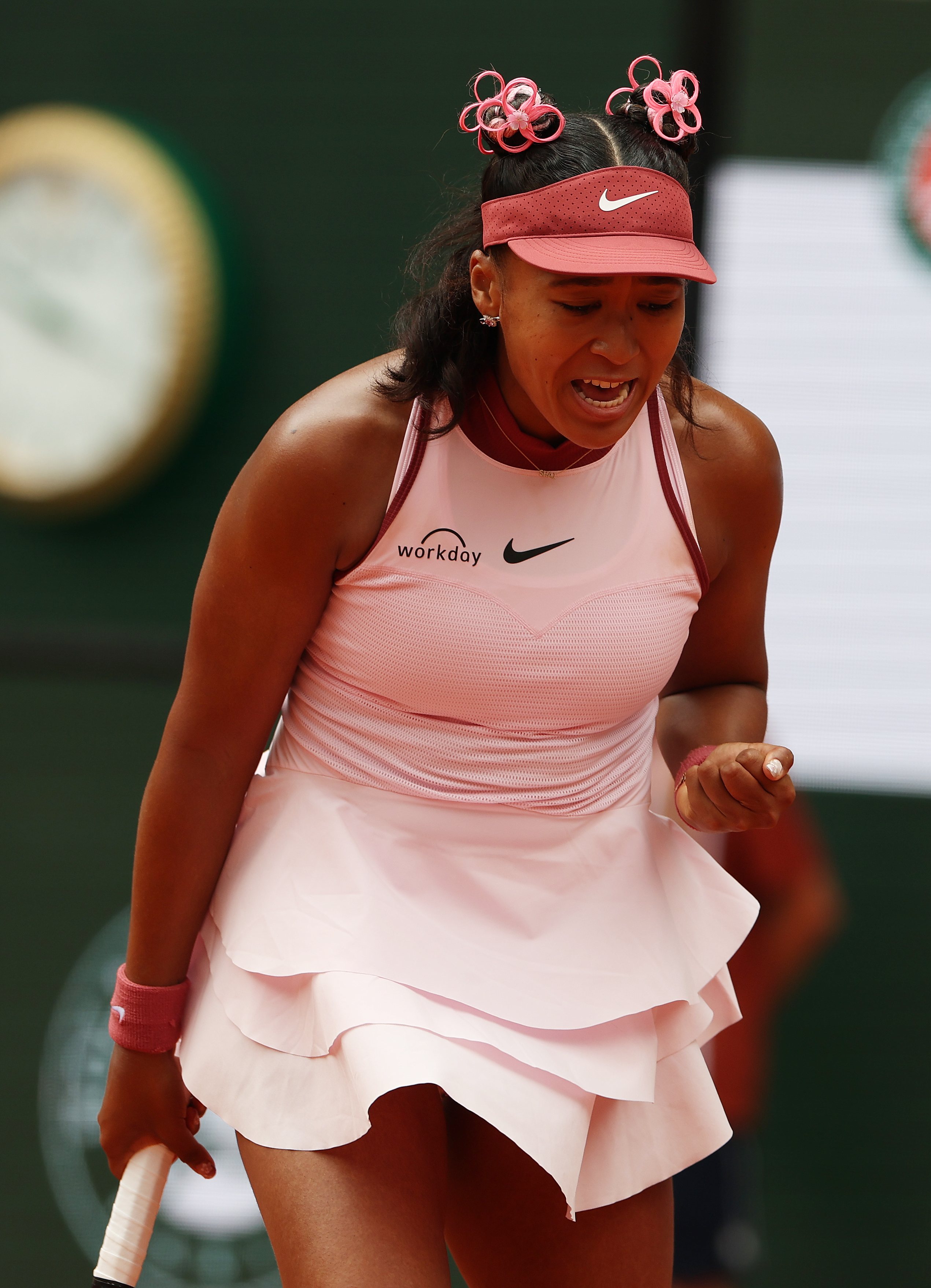 LOL-关于大坂直美回归赛场，回归赛场首场状态亮眼，公牛观众沸腾！的信息